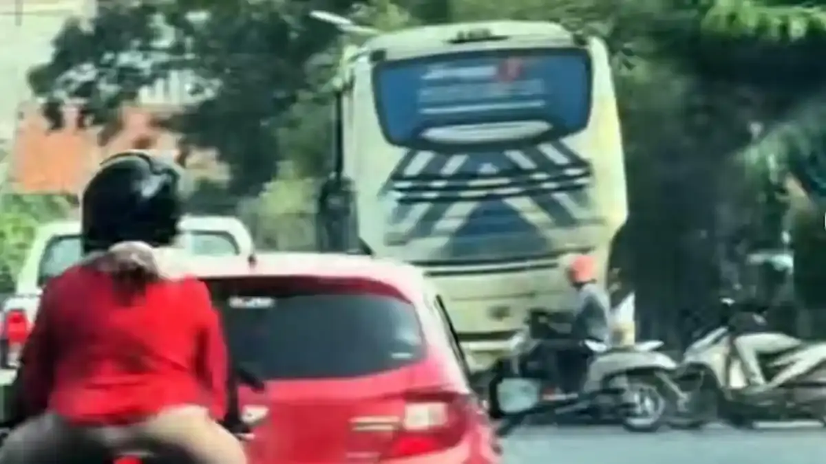 Nasib Sopir Bus yang Viral Ugal-ugalan di Jalanan Bandar Lampung, Polda Turun Tangan - Tribunlampung.co.id
