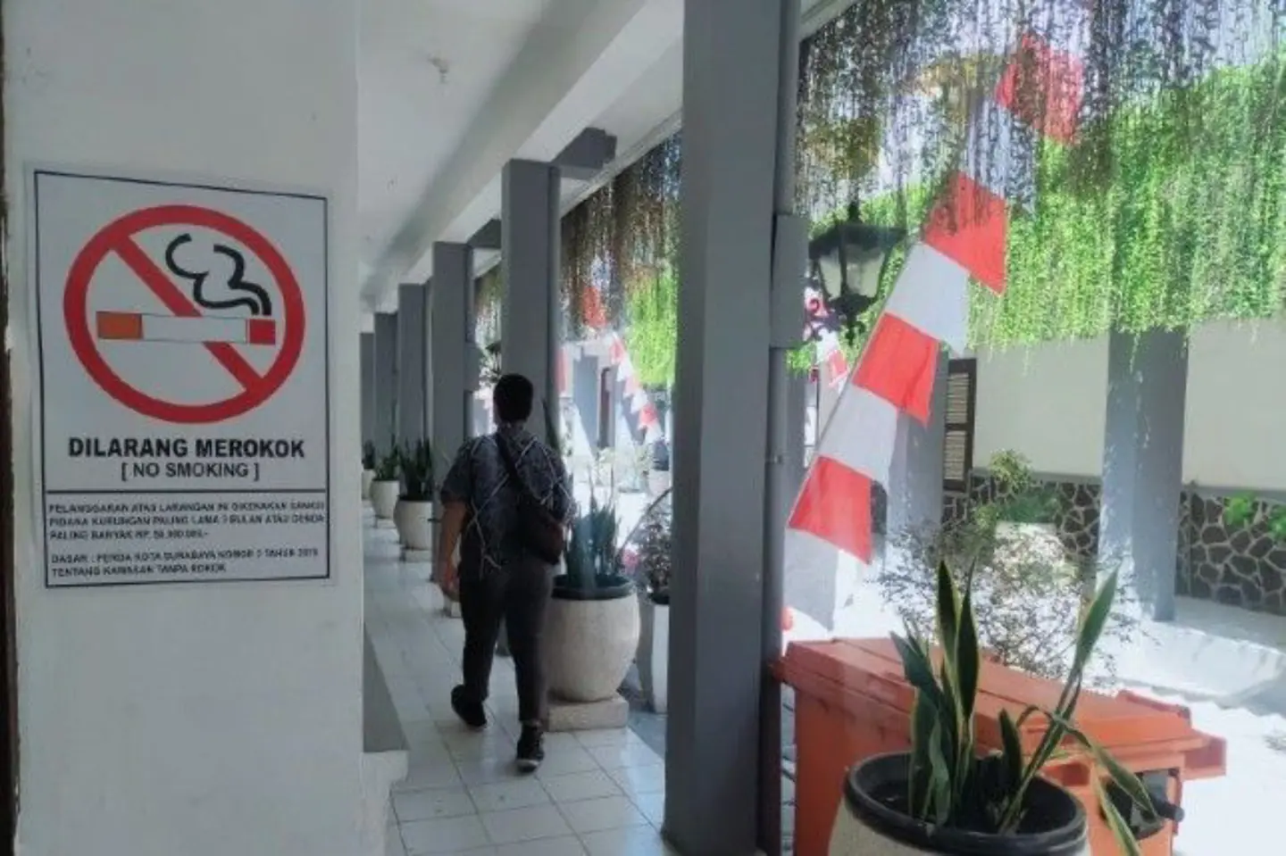 99 Persen Iklan Rokok di Jakarta Kepung Sekolah, Puluhan Ribu Murid SD-SMP Terancam