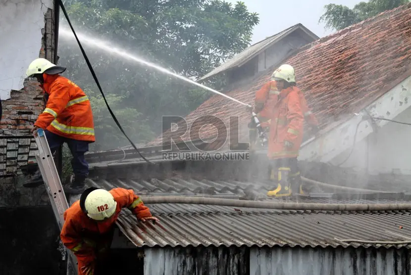 Ayah dan Bayinya di Cirebon Menigggal Terbakar di Dalam Rumah
