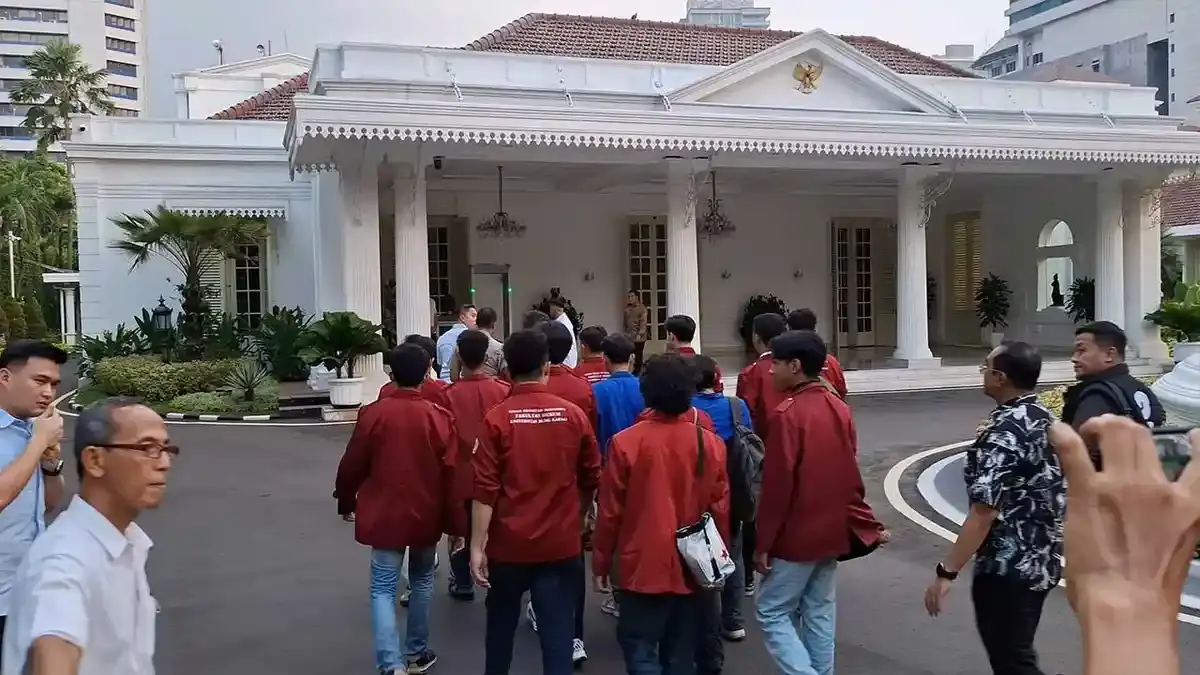 IKA UBK Bereaksi, Keluarkan 7 Tuntutan Soal Dugaan Mahasiswa Terima Uang Saat Aksi di Istana Wapres - Tribunjakarta.com