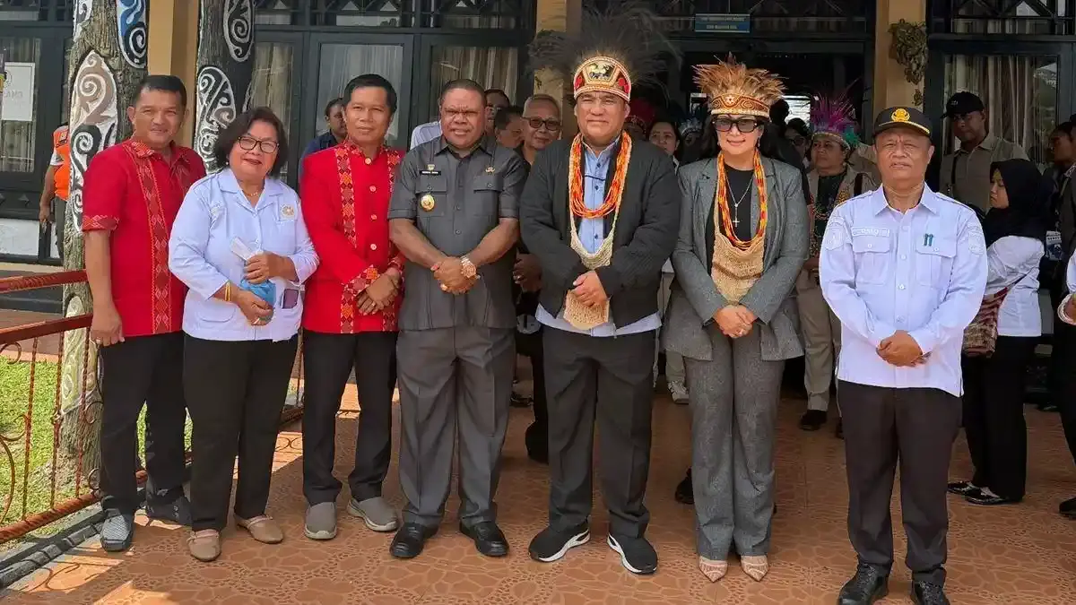 Gubernur YSK Perkuat Sinergi dengan Papua Barat, Beri Dukungan Kontingen Pesparawi Sulut - Tribunmanado.co.id