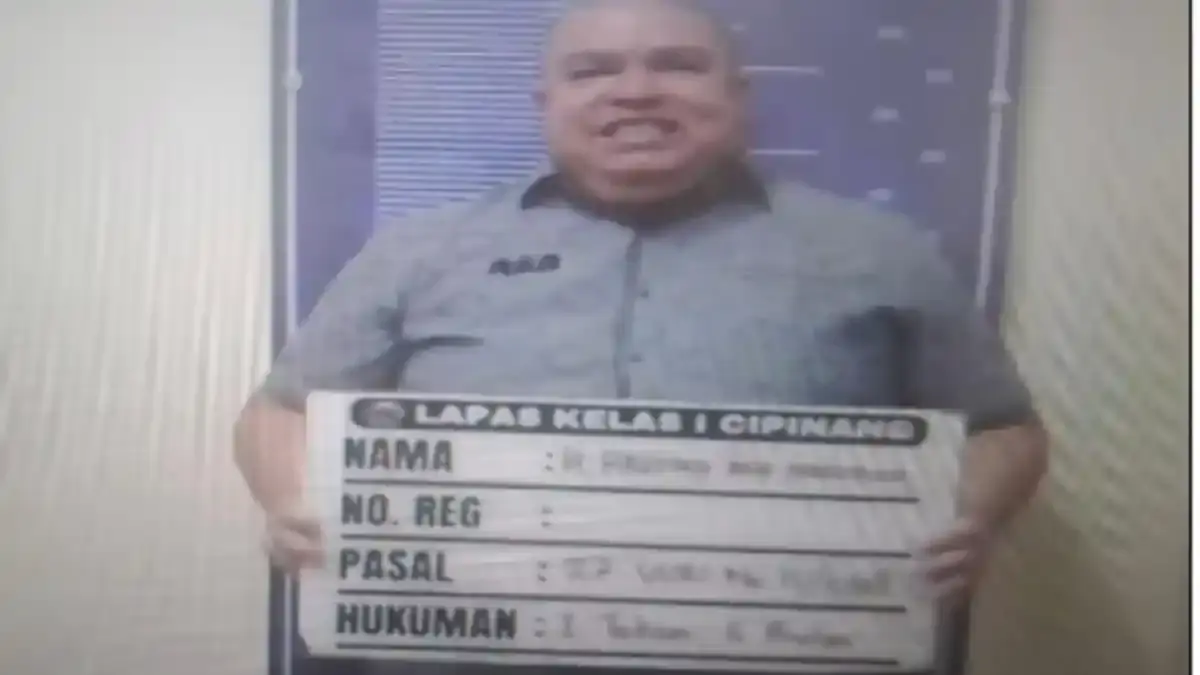 Irit Bicara Saat Jenguk Suami, Istri Razman Nasution Ungkap Kondisi Sang Pengacara di Penjara - Tribunsumsel.com