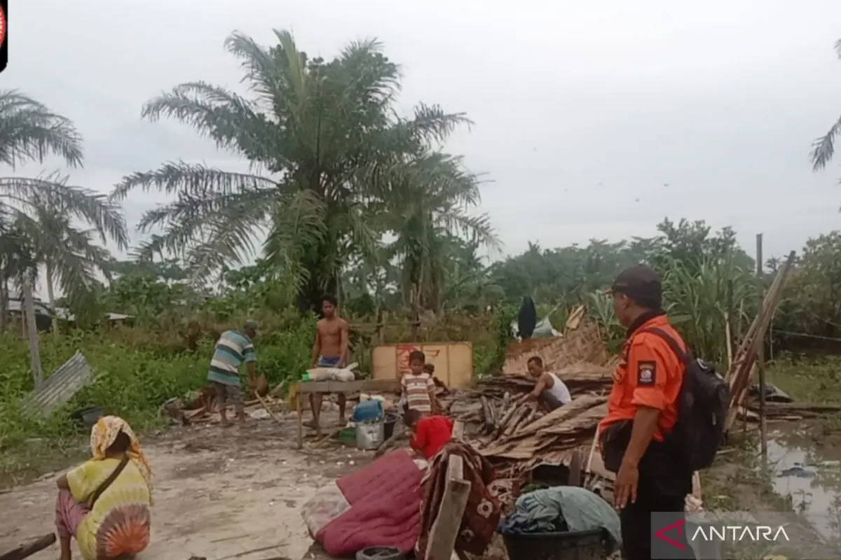 BNPB: Petugas tangani cepat banjir dan puting beliung di Deli Serdang