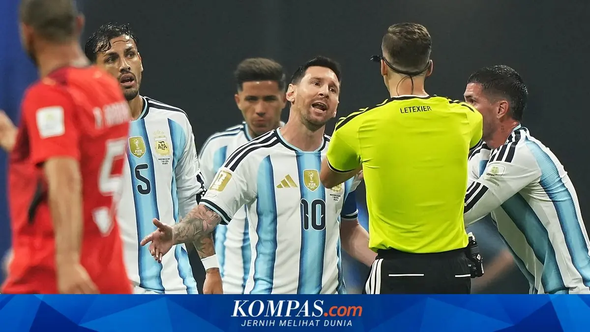 Hasil HT Argentina Vs Mesir 0-1: Messi Gagal Penalti, Satu Kaki Pharaohs di 8 Besar