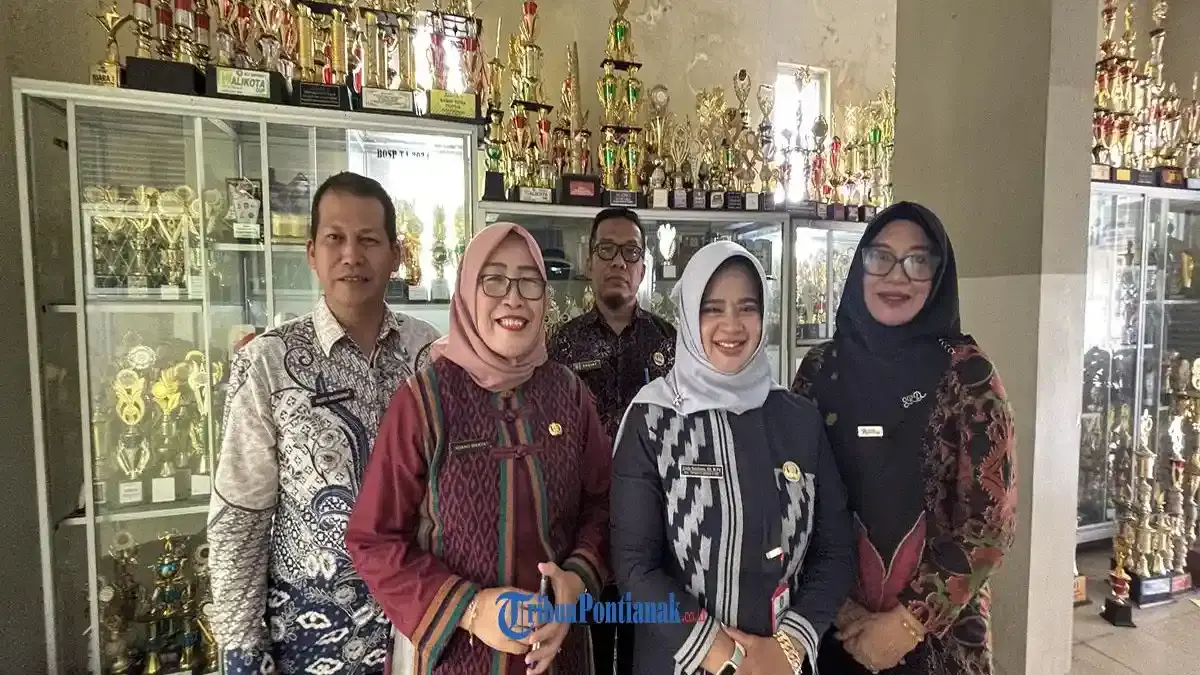 Kepala SMA Negeri 1 Pontianak: Program PJJ Buka Kesempatan Anak Putus Sekolah Kembali Belajar - Tribunpontianak.co.id