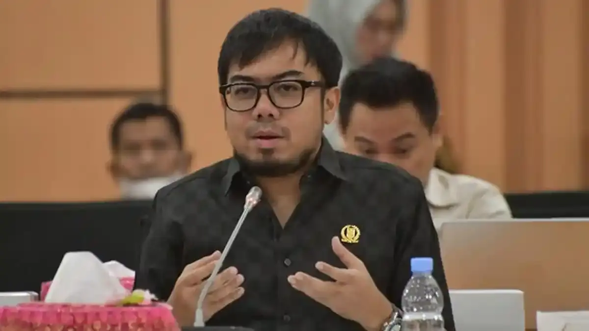 Jokowi dan PSI Safari Politik ke Lampung, Respon Gerindra Riau - Tribunpekanbaru.com