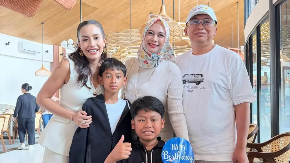 Shinta Bachir Rayakan Ultah Anak ke-11, Ungkap Rahasia Akur dengan Mantan Suami dan Istri Barunya