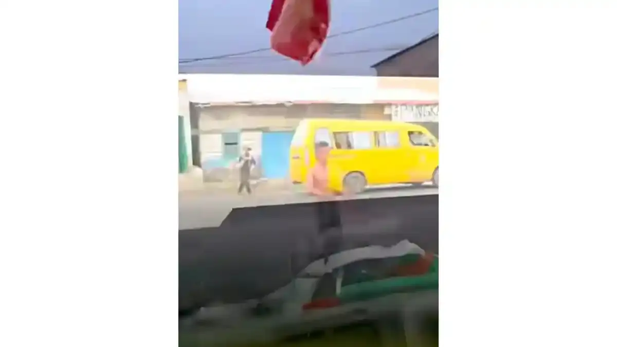 Viral Aksi Pungli di Simpang Jalan Canang Belawan, Sejumlah Pemuda Bawa Kayu Hadang Truk - Tribun-medan.com