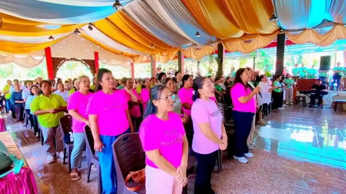 Renungan Wanita Kaum Ibu Kristen, Yeremia 31:1-14, Tuhan Mengasihi UmatNya dengan Kasih yang Kekal - Tribunmanado.co.id