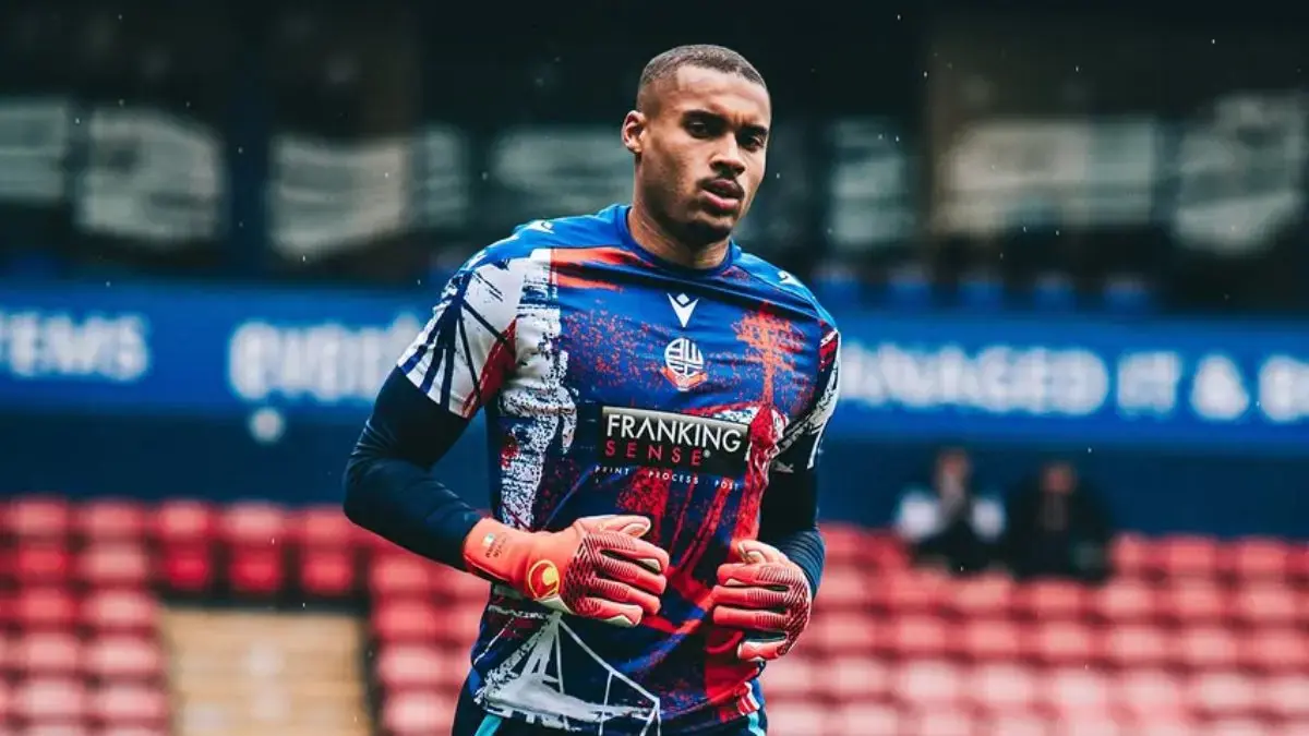 Irlandia Krisis Kiper Lawan Israel, Bek Jimmy Dunne Disiapkan Jadi Penjaga Gawang