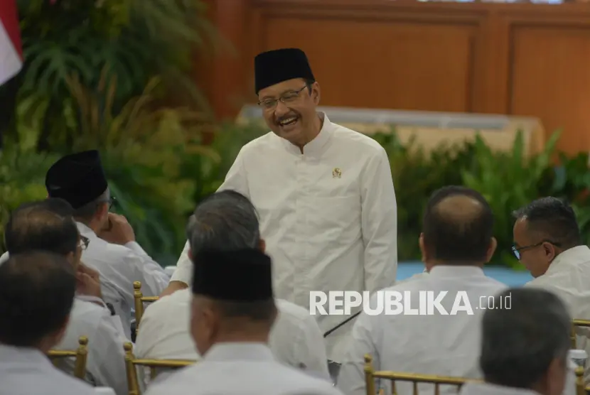 Lebih dari 4 Juta Anak Tak Sekolah, Mensos Percepat Penjangkauan Sekolah Rakyat
