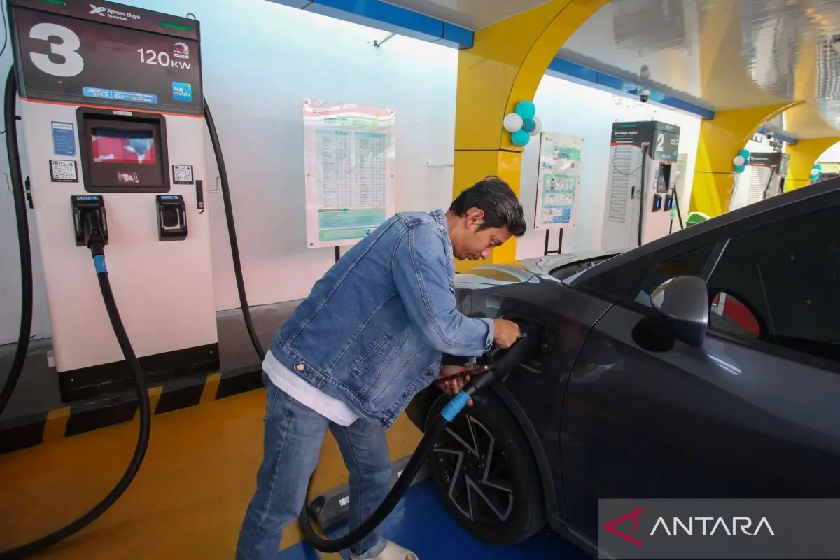 Pengamat nilai mobil listrik opsi terdepan untuk ketahanan energi