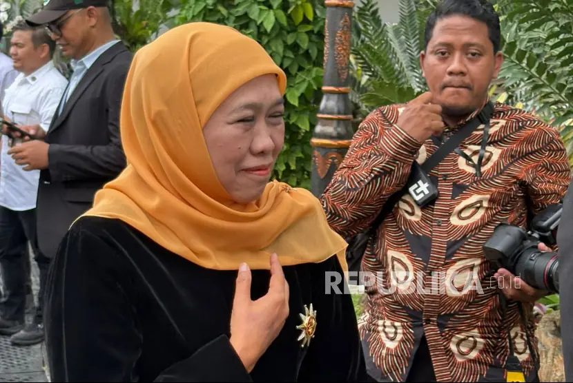 Jatim Terbanyak Lulus SNBP, Khofifah: Cara Memutus Mata Rantai Kemiskinan Hanya Lewat Pendidikan