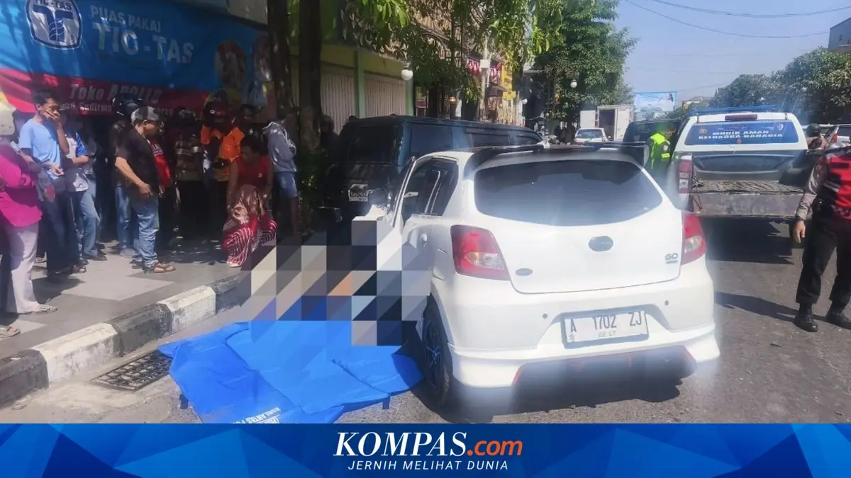 Pasutri Dorong Gerobak Sampah di Ponorogo Ditabrak Minibus, Pengemudi Diduga Kurang Konsentrasi