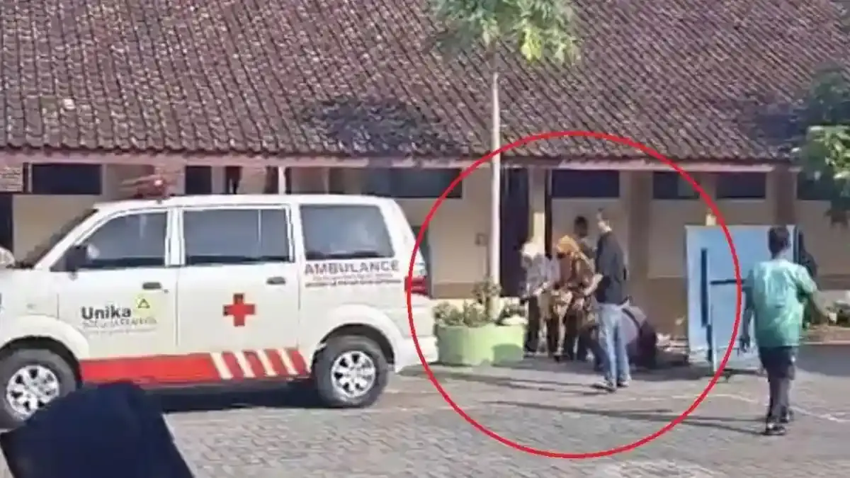 Suami Tikam Istri Saat Ambil Raport Anaknya, Korban Alami 10 Luka Tusuk di Sekujur Tubuh - Tribunbatam.id