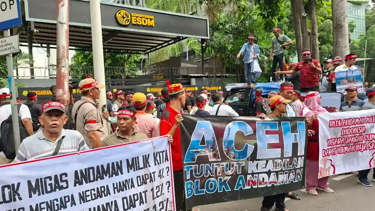 Warga Aceh Demo Kementerian ESDM, Desak Bahlil Batalkan PoD Blok Andaman - Serambinews.com