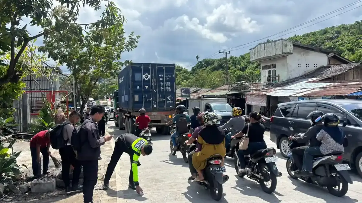 Saksi Mata Kecelakaan Maut di Jalan Projakal Balikpapan, Truk Hilang Kendali dari Atas Turunan - Tribunkaltim.co