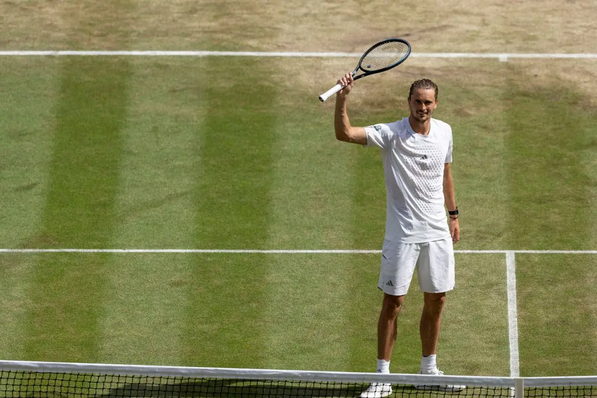 Zverev capai final Wimbledon pertama setelah hentikan Fery