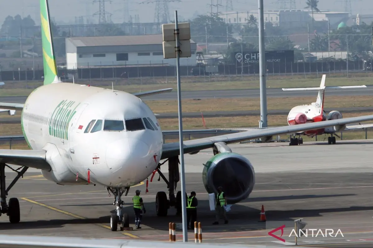 AHY sebut keselamatan penerbangan jadi prioritas saat erupsi GAK