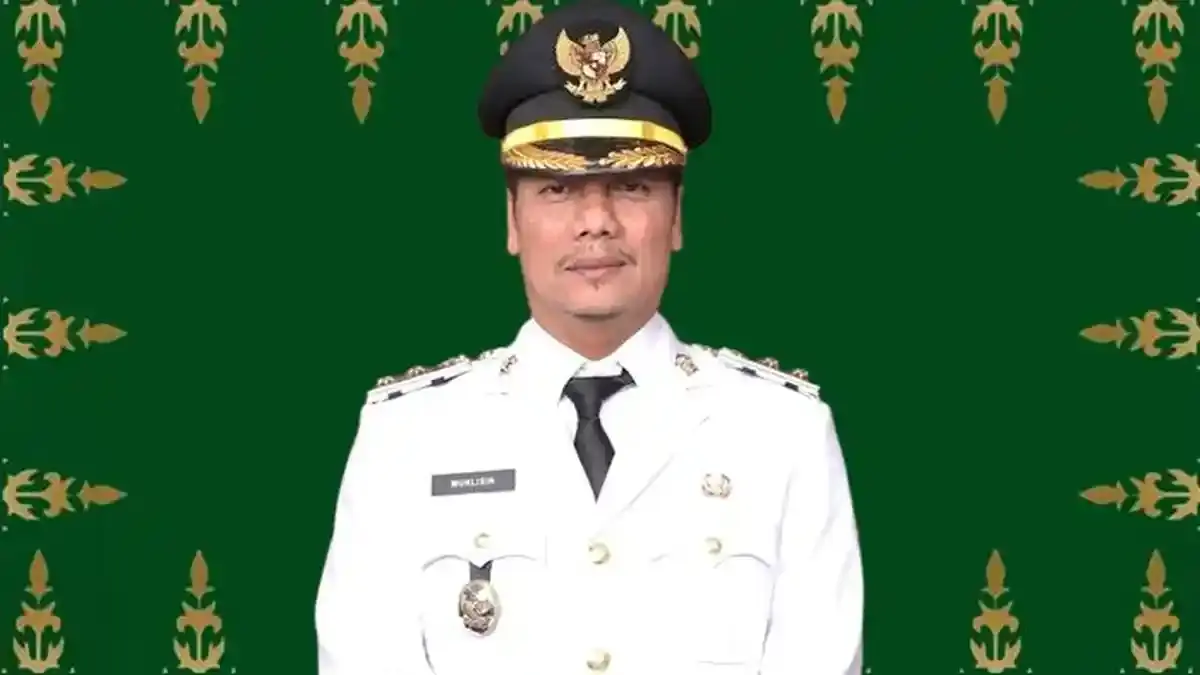 Muklisin Jadi Plt Bupati Kuansing Setelah Suhardiman Amby Tersangka, Disahkan Plt Gubri SF Haryanto - Tribunpekanbaru.com