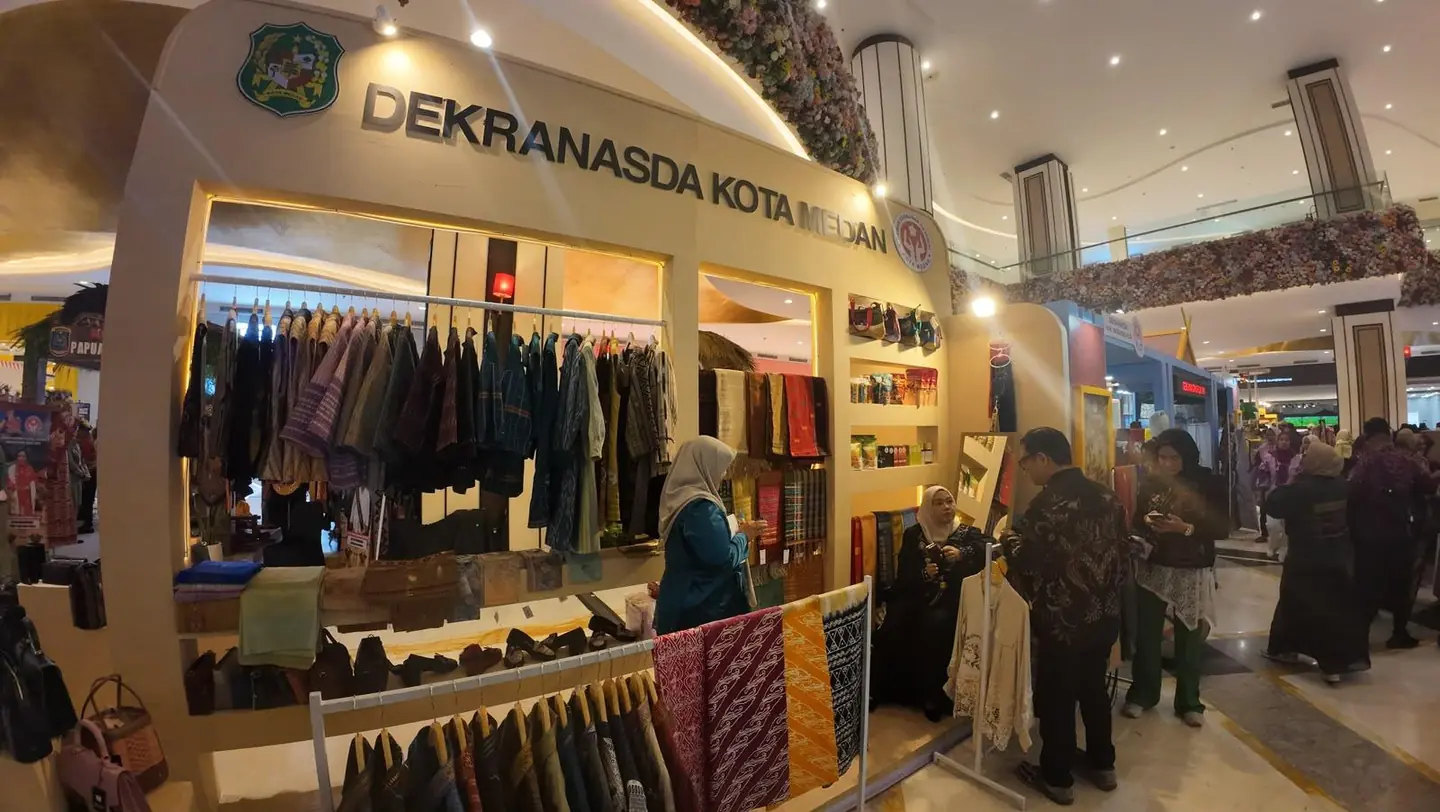 Wastra hingga Kuliner Khas Medan Ramaikan HUT Dekranas ke-46 di Makassar - Tribun-timur.com