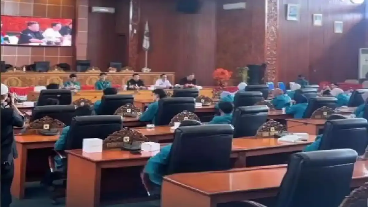 Ade Supriyatna Bangga Mahasiswa Depok Peduli Ingin Kotanya Maju - Wartakotalive.com