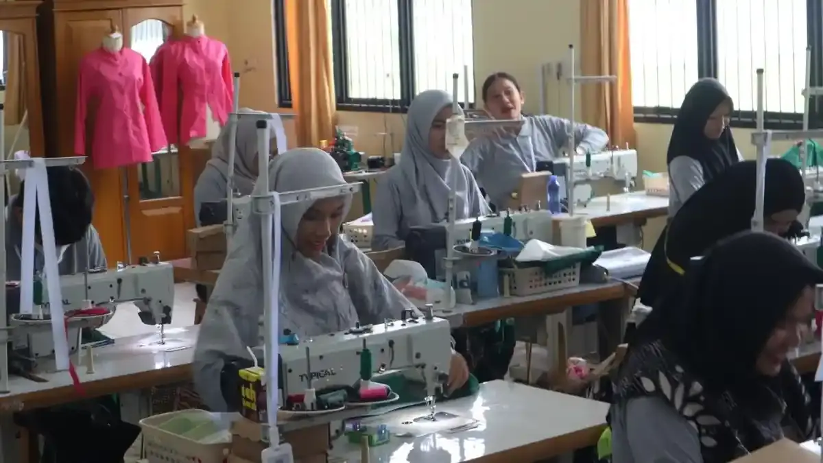 Pekerja Kena PHK Ikuti Pelatihan di BLK, Pemko Banjarmasin Bakal Perkuat Koperasi Merah Putih - Banjarmasinpost.co.id