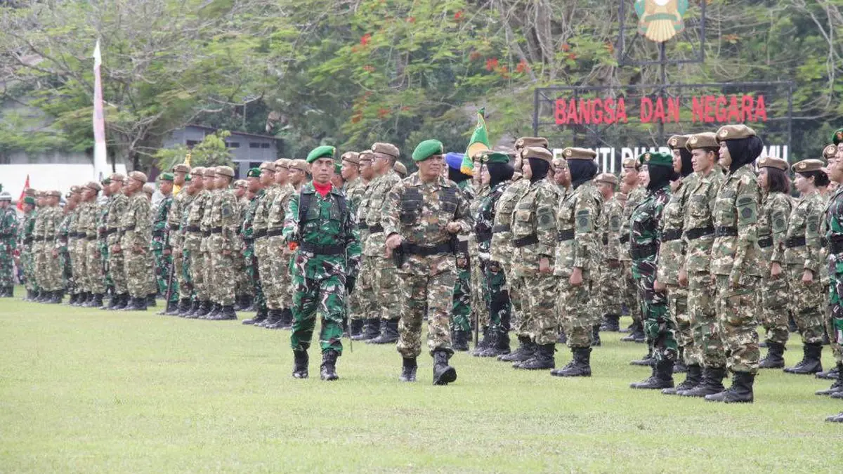 Peserta Latsarmil SPPI Terlambat Apel? Pelatih TNI Berikan Hukuman Ini
