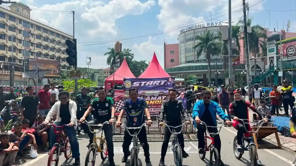 Ratusan Pebalap dari Berbagai Daerah Ikuti BMX Drag Bike Piala Wali Kota Medan - Tribun-medan.com
