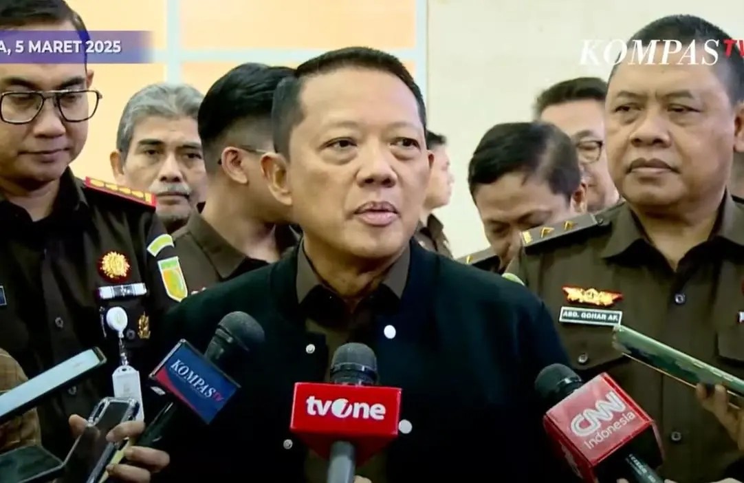 Mabes Polri Tetapkan Eks Jampidsus Febrie Adriansyah Jadi Tersangka Korupsi dan Pencucian Uang - Pos-kupang.com
