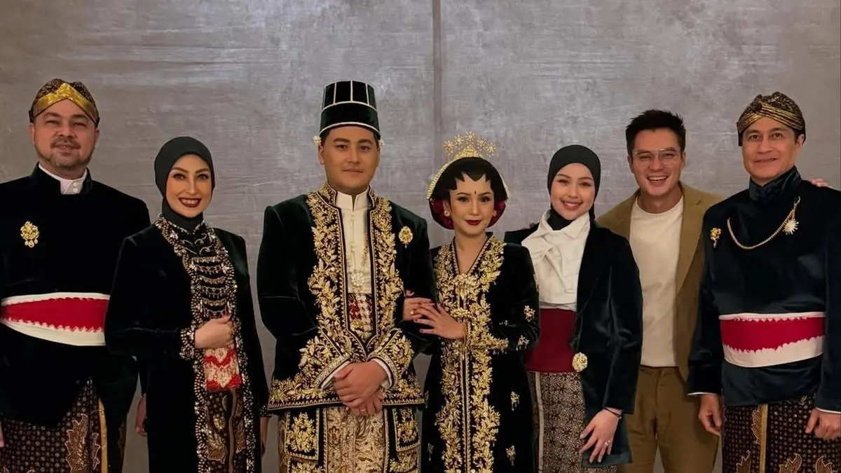 Potret Pernikahan Rafi Pangestu Anak Annisa Trihapsari