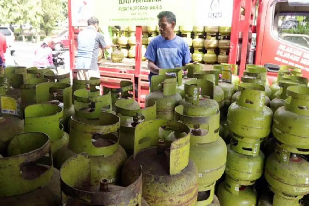 Subsidi BBM-LPG 3 Kg 2027 Dipangkas, DPR Soroti Potensi Kesalahan Data Pemerintah