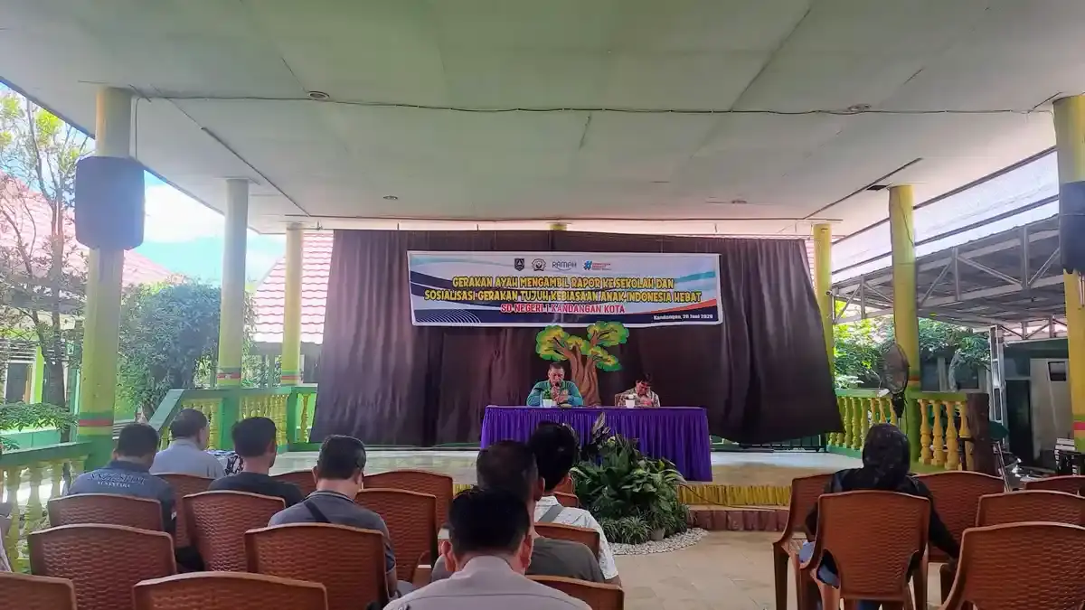 Isi Curhatan Para Ayah di Padang Batung Kandangan HSS Kalsel Yang Ambil Rapor Anak ke Sekolah - Banjarmasinpost.co.id