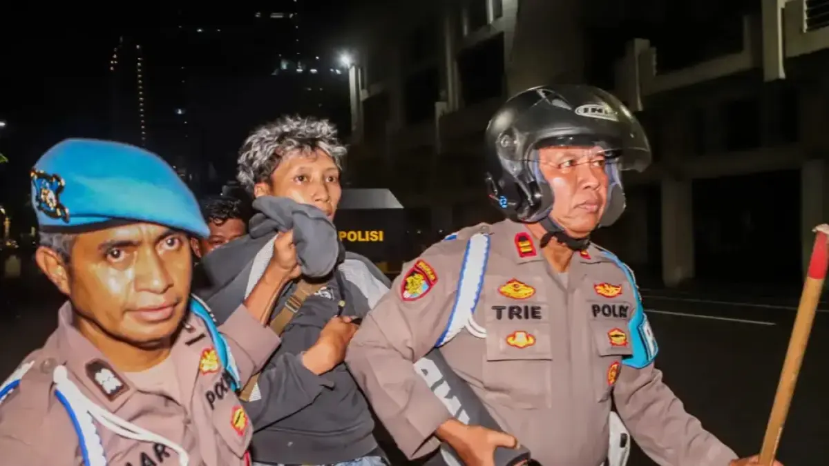 Polisi Sebut 6 Demonstran Aksi #IndonesiaSekarat di Surabaya Positif Narkoba