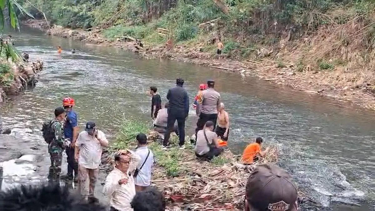 Tragis, Bocah 5 Tahun Tenggelam di Sungai Ciliwung Depok