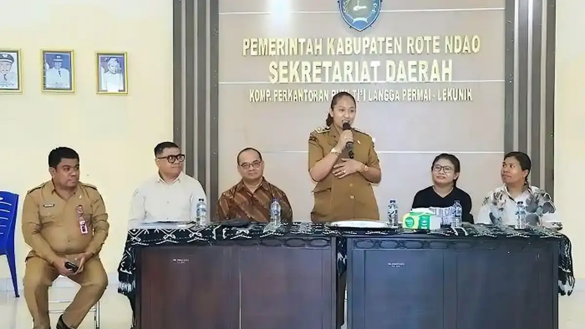 Gelar KKN di Tiga Kecamatan, 147 Mahasiswa IAKN Kupang Resmi Diterima Pemkab Rote Ndao - Pos-kupang.com