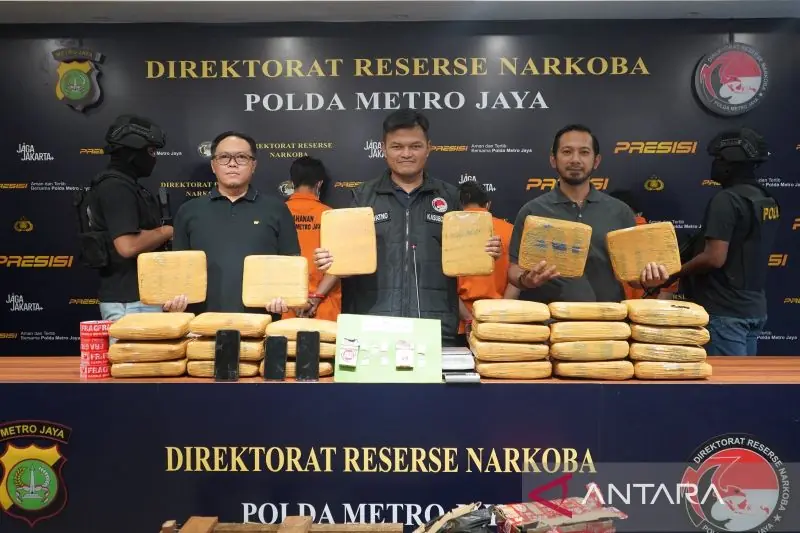 Polda Metro Jaya Ungkap Peredaran 27,96Kg Ganja di Jakarta Timur