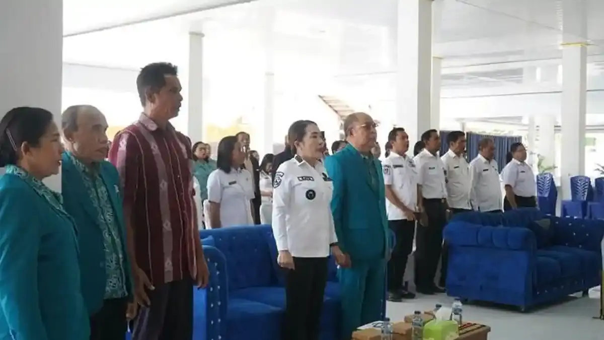 Ratu Wulla Hadiri Pelantikan Ketua TP PKK Kecamatan, Dekranasda, Posyandu dan Pembina Literasi - Pos-kupang.com