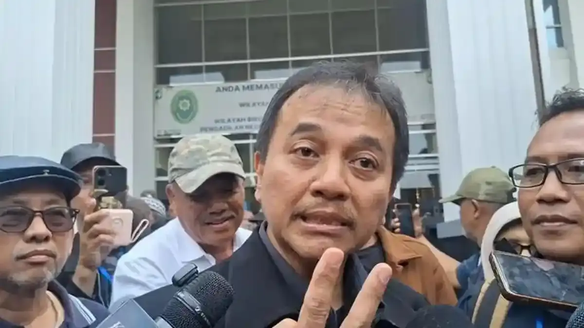 Hasil Sidang Praperadilan Roy Suryo, Sempat Kawal Sidang dr Tifa di PN Jaktim - Tribunlampung.co.id