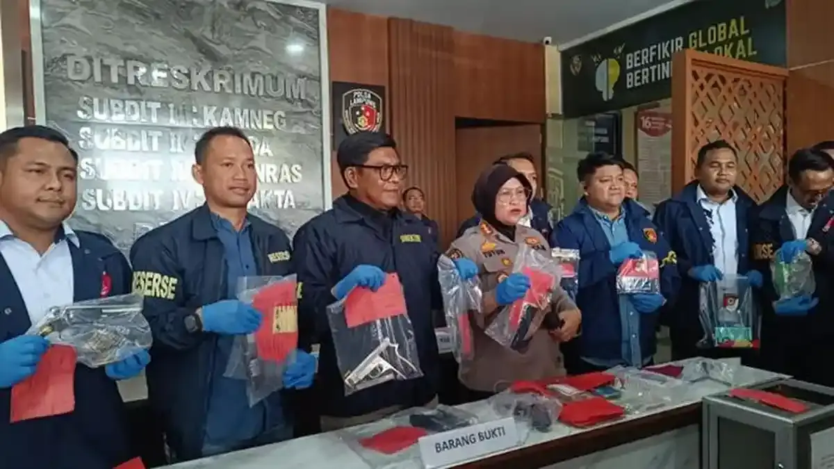 Bongkar Modus Begal Kedok Tuduhan Palsu, Polda Lampung Amankan 6 Senpi Rakitan - Tribunlampung.co.id